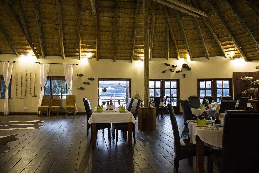 Gondwana Hakusembe River Lodge Рунду Екстер'єр фото