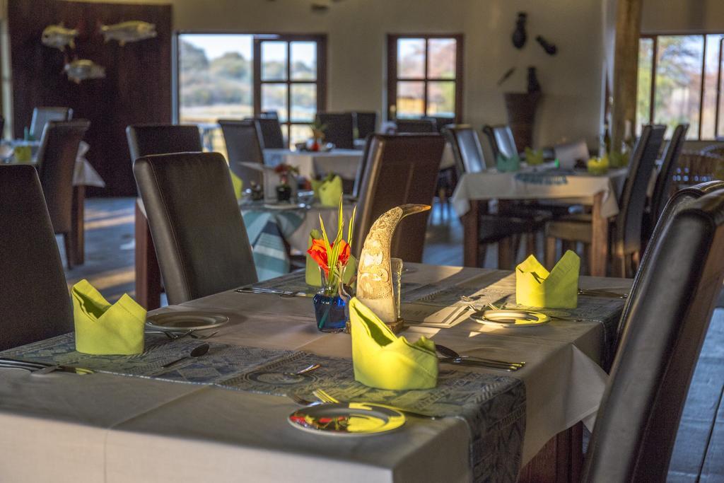Gondwana Hakusembe River Lodge Рунду Екстер'єр фото
