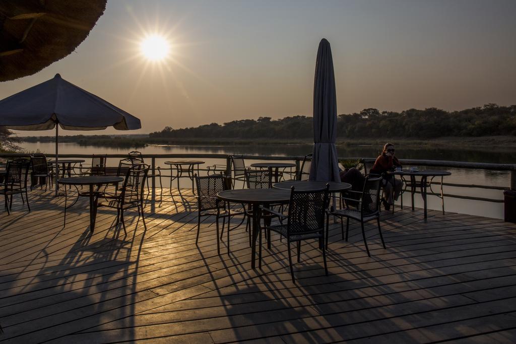 Gondwana Hakusembe River Lodge Рунду Екстер'єр фото