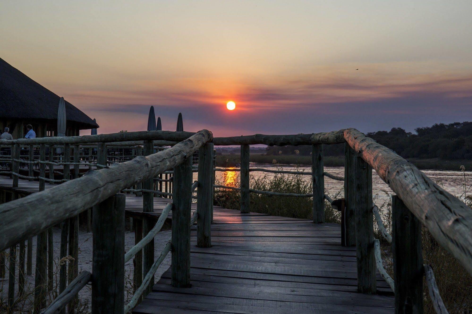 Gondwana Hakusembe River Lodge Рунду Екстер'єр фото