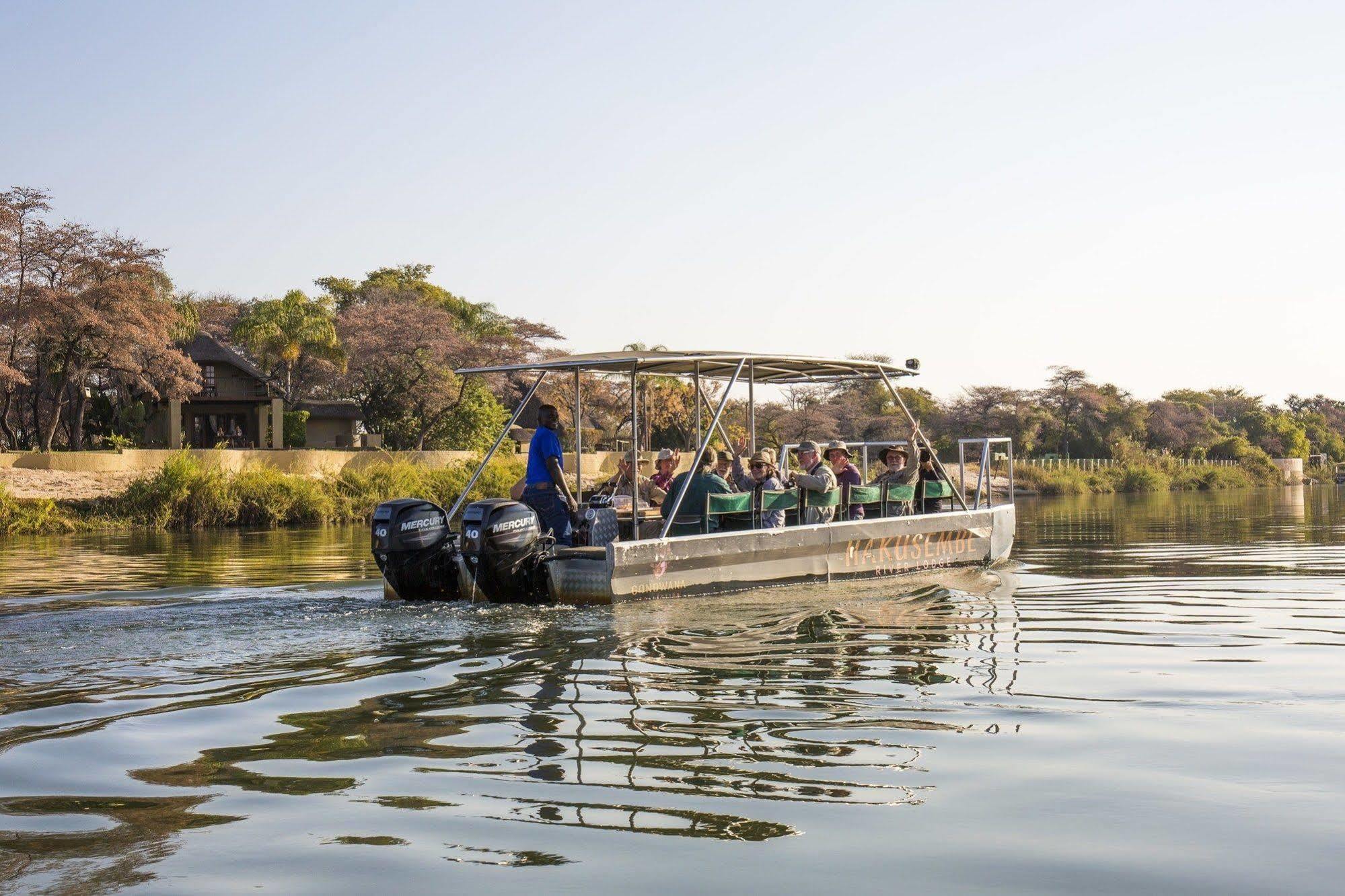 Gondwana Hakusembe River Lodge Рунду Екстер'єр фото