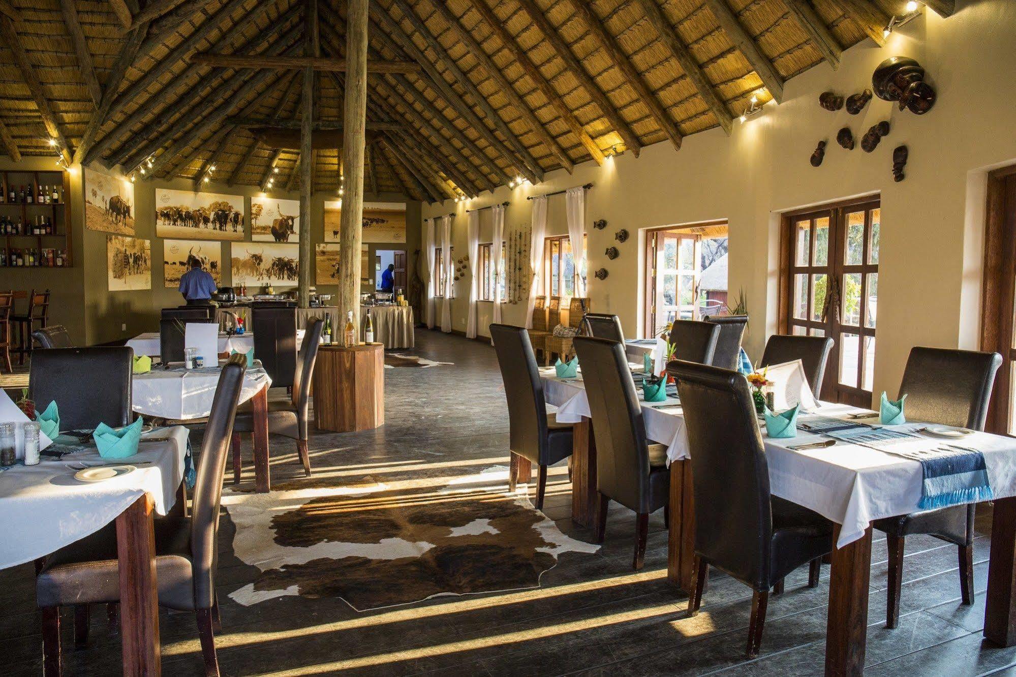 Gondwana Hakusembe River Lodge Рунду Екстер'єр фото