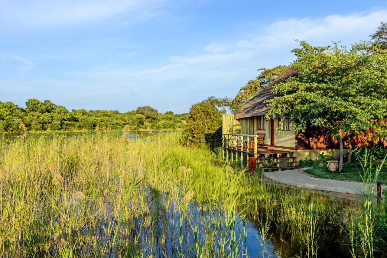 Gondwana Hakusembe River Lodge Рунду Екстер'єр фото